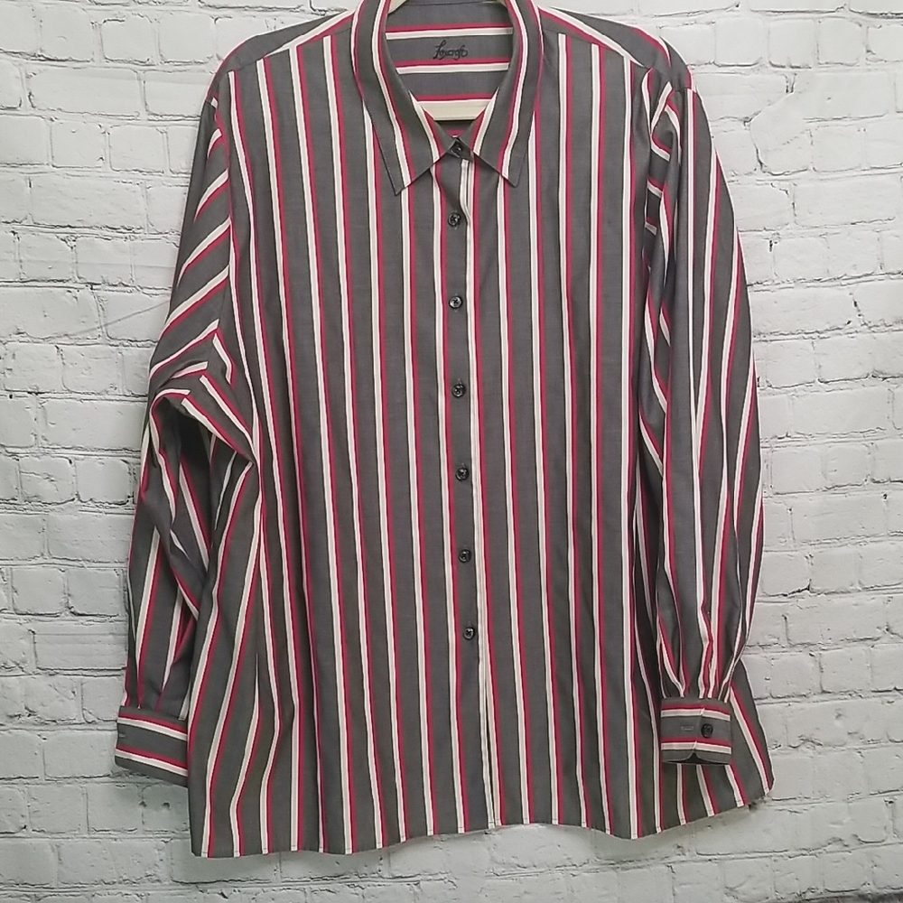 Foxcroft women's Buttondown Gray/white/red Striped Top size 1X(?) EUC